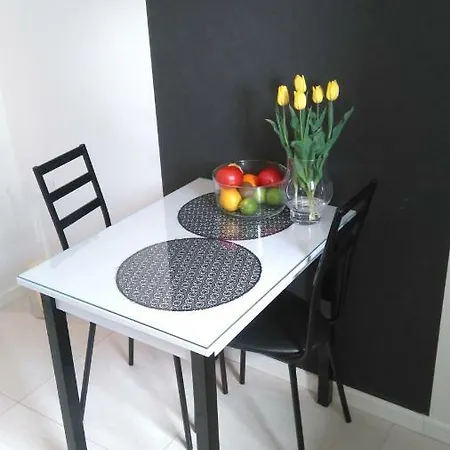 Apartament, 2 Sypialnie Ks. Bilitewskiego *