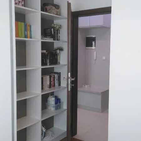 Apartament, 2 Sypialnie Ks. Bilitewskiego Appartement *
